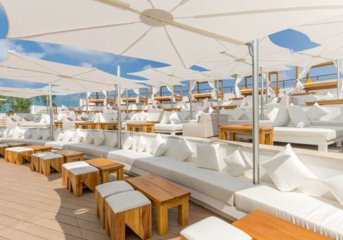 mmodern-umbrella-cantilever-316-360-contract-umbrosa-hotel-restaurant-pool-ocean-nikki-beach-club-dubai